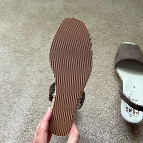 Pons ‘The Spanish Sandal Co’ Taupe-Colored Twine Wedge Espadrilles - Picture 8 of 11